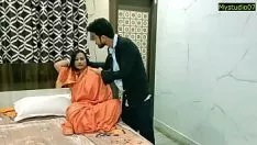 Oynat Karısını kıçından sikiyor ve kayınvalidesi tarafından boşalarak seks yaparken yakalanıyor
