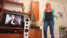 Abspielen Es vermittelt dir den Eindruck, dass er dich immer ficken will