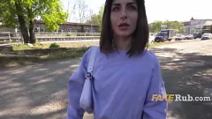 Jouer Le casting de rue devient sauvage : la beauté italienne Lola Danger devient coquine en plein air