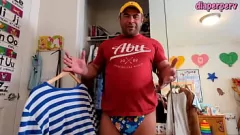 Odtwórz Abdl Draven Navarro: ekskluzywne pakowanie pieluszek dla Capcon AgePlay Convention
